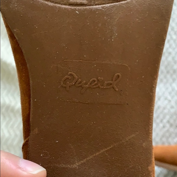 Tan booties - Picture 3 of 4